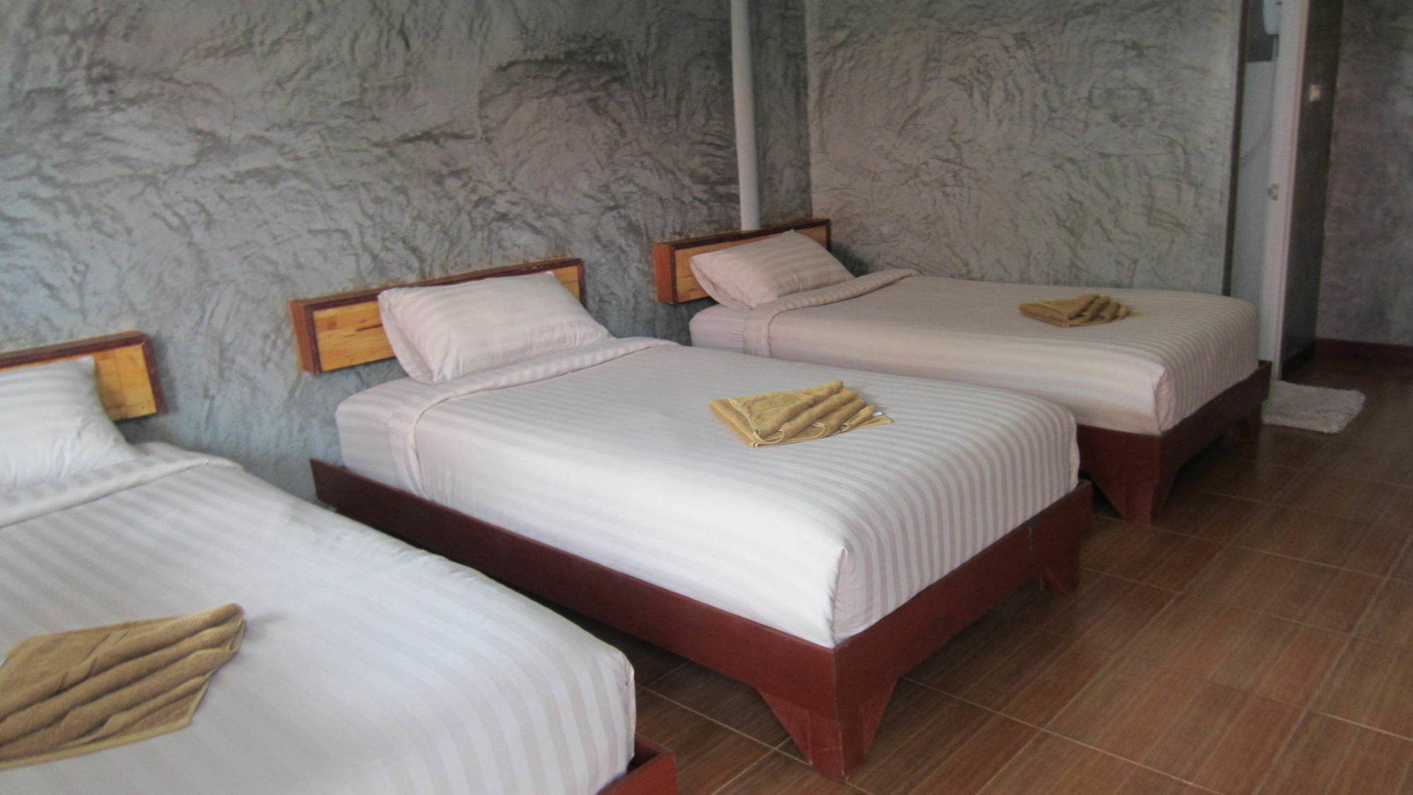 Charung Beach Haad Rin Εξωτερικό φωτογραφία